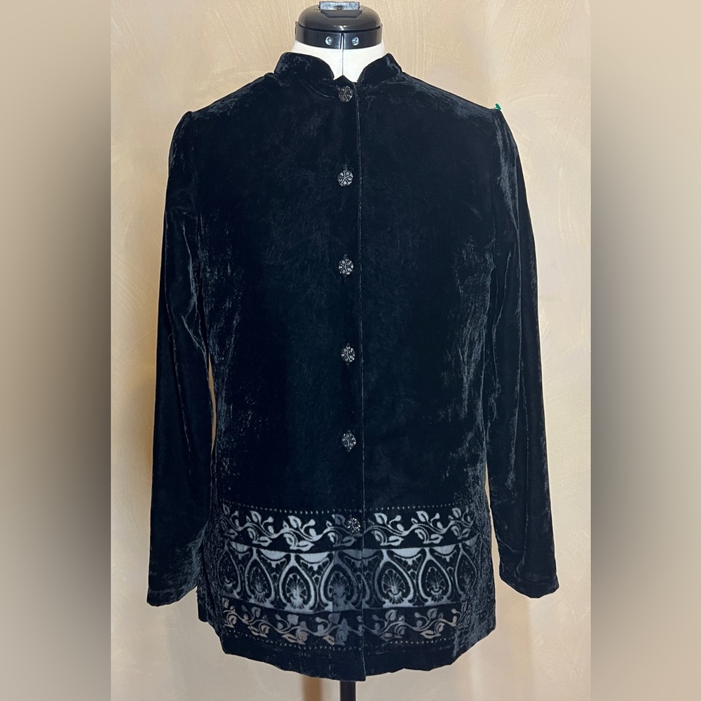 Jaclyn Smith Classic women’s Black Velvet Whimsigoth Button Front blouse|size:S